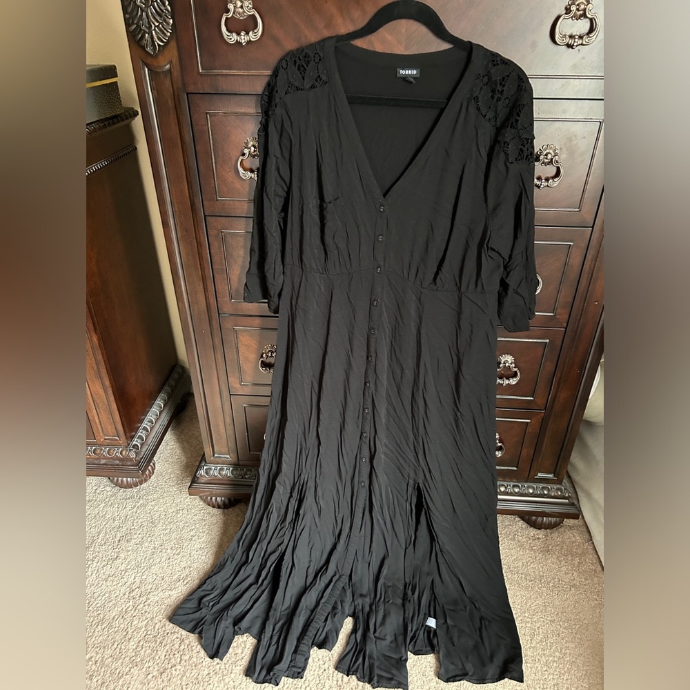 Torrid 2 Black Maxi Dress with Lace Shoulders